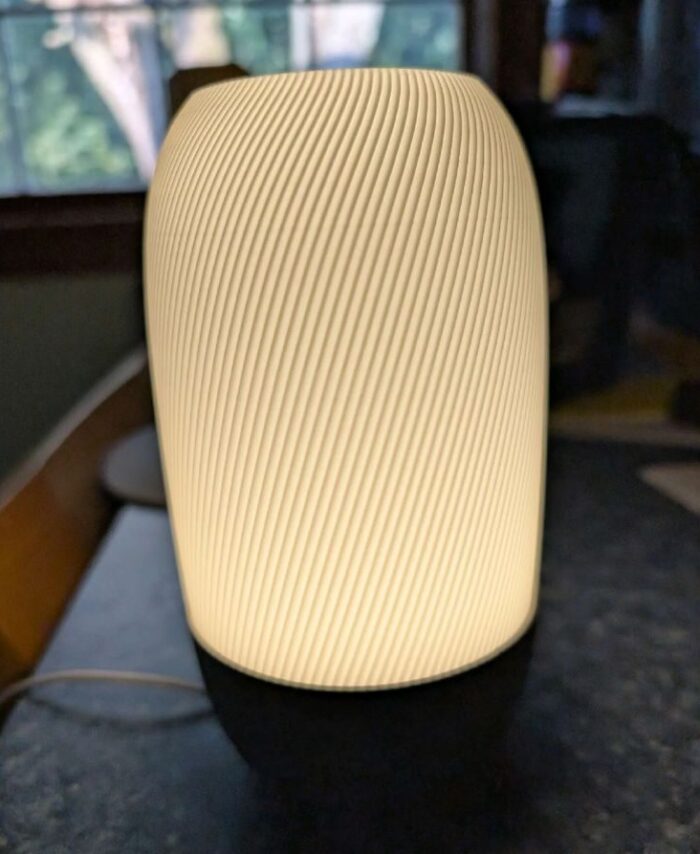 Aureva Table Lamp