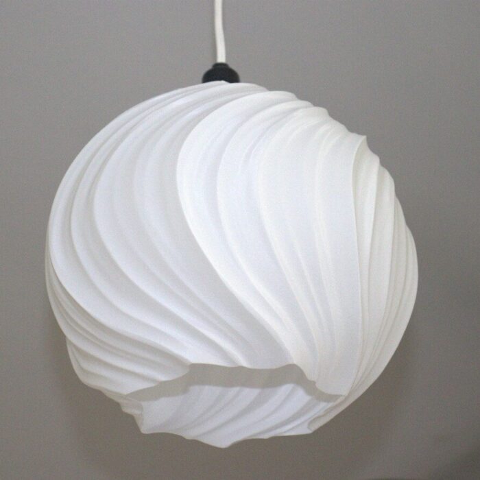 3D Printed - Swirl Ceiling Lamp